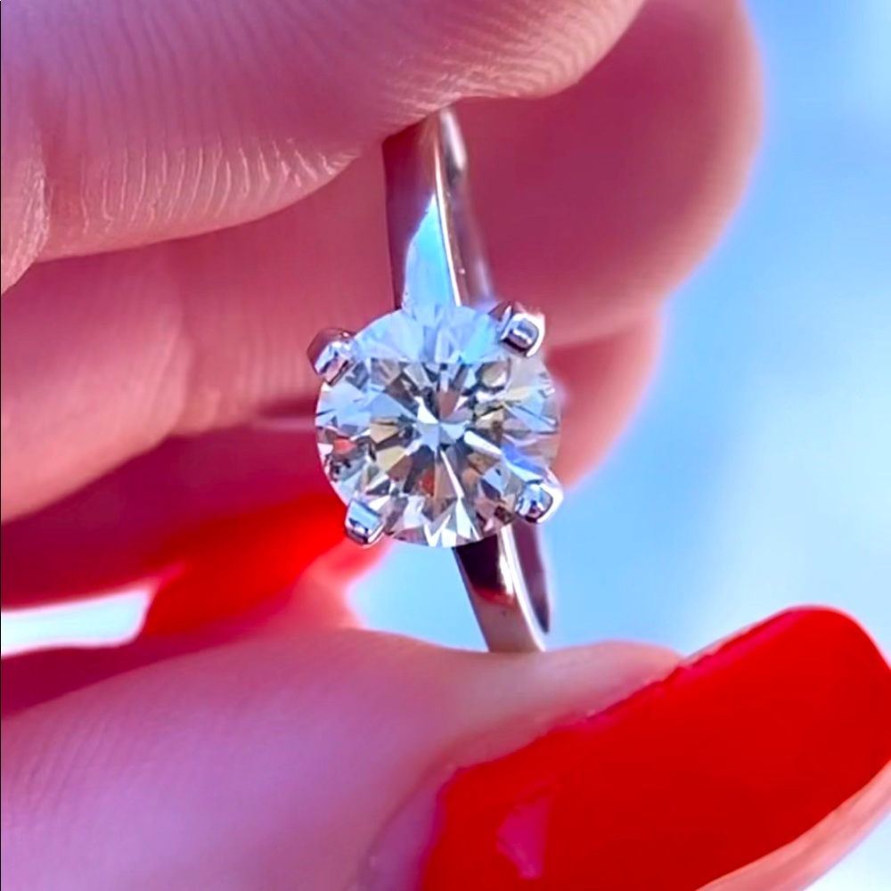 14k 1.10CT Round Brilliant Ring